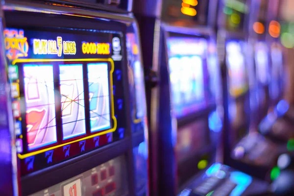 kbj live Multi-Bet live dealer table with HD camera feed and outcome display